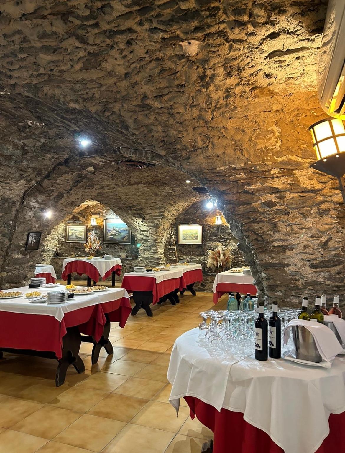 Hostal La Tina El Port De La Selva 외부 사진