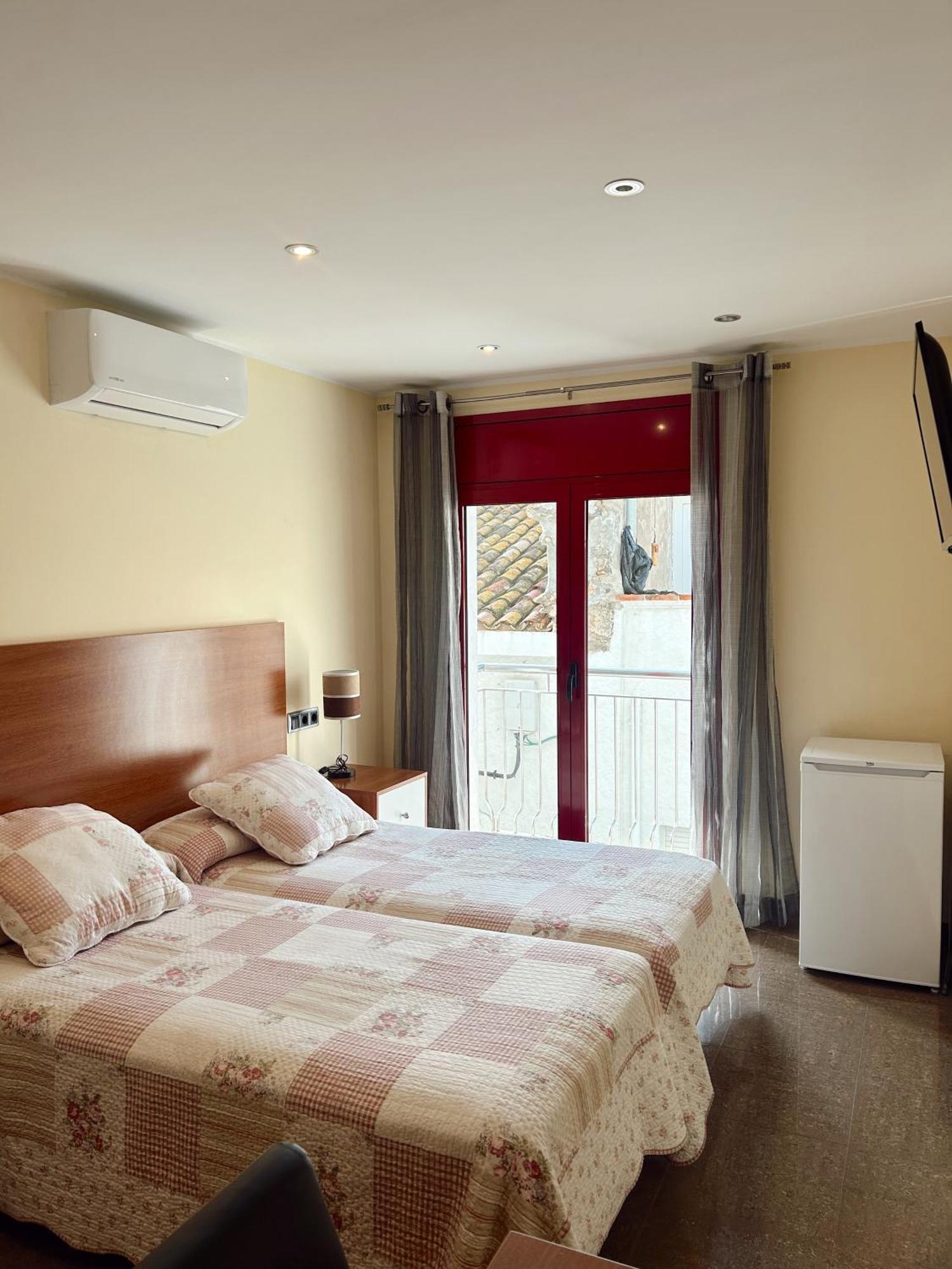 Hostal La Tina El Port De La Selva 외부 사진
